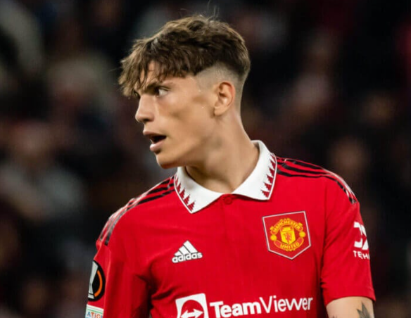 联赛杯前马雷斯卡谈切尔西球员：加纳乔适应佳，阿昌庞获信任