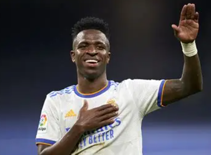 克罗斯谈维尼修斯:行为争议与团队影响之思