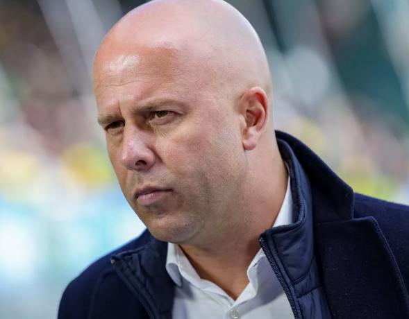 利物浦困境：萨拉赫与斯洛特，去留抉择引热议